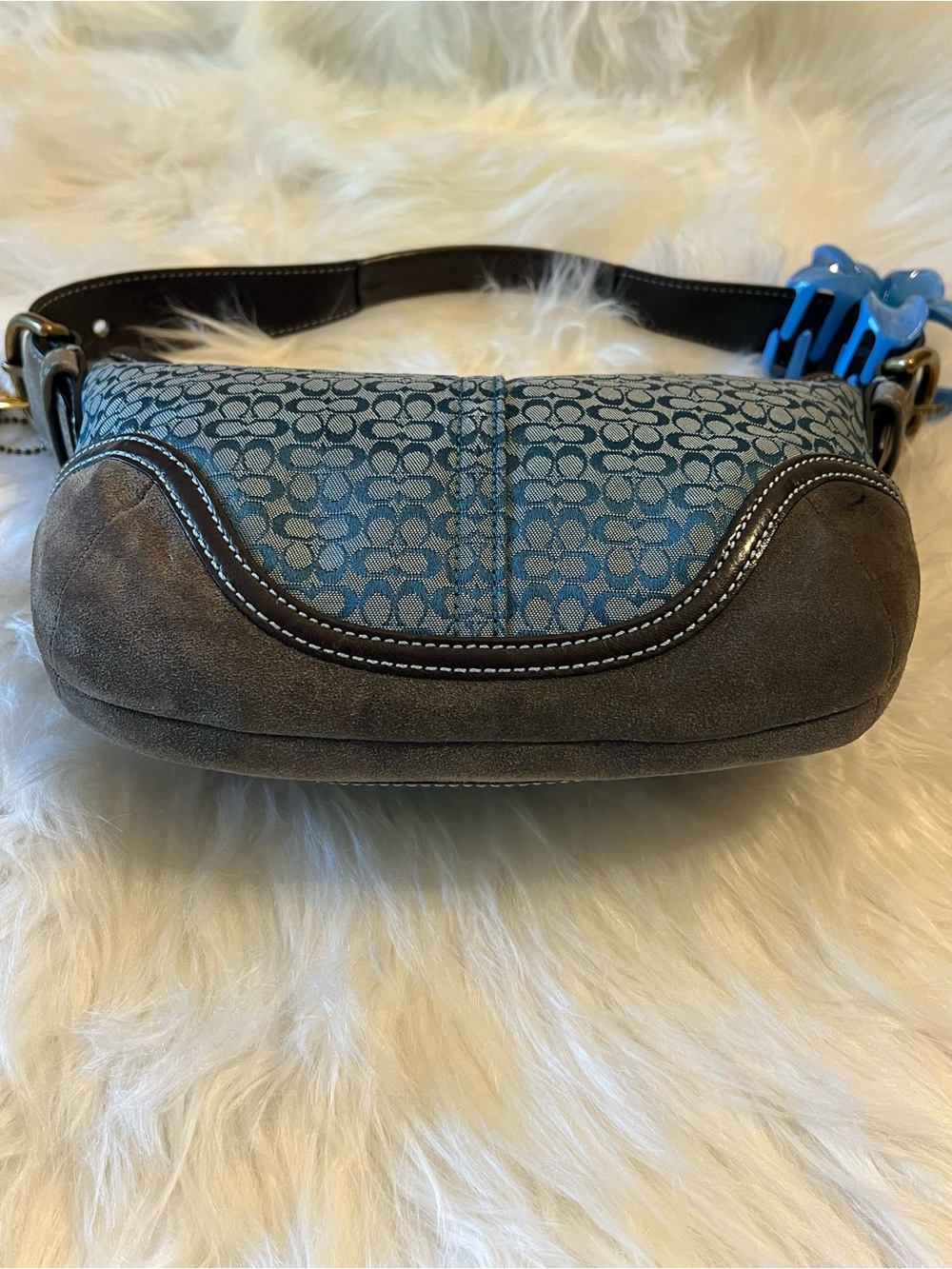 Coach Blue Signature Canvas Shoulder Bag with Dark Trim - Picture 4 of 7
